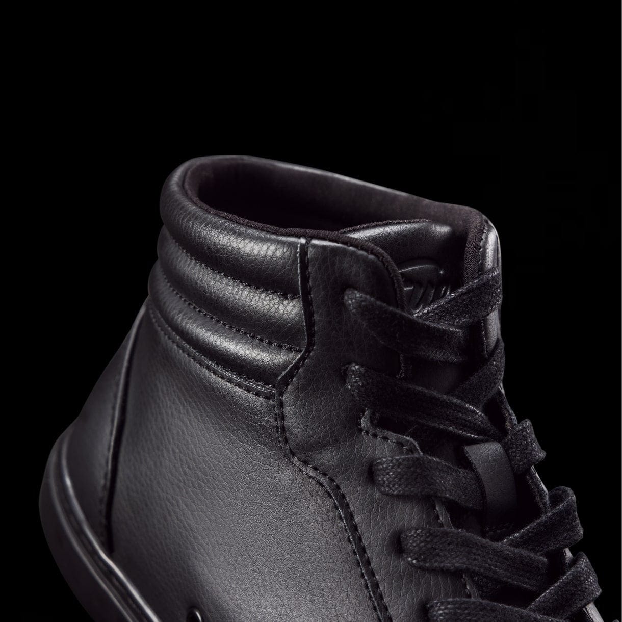 All-black | High-top