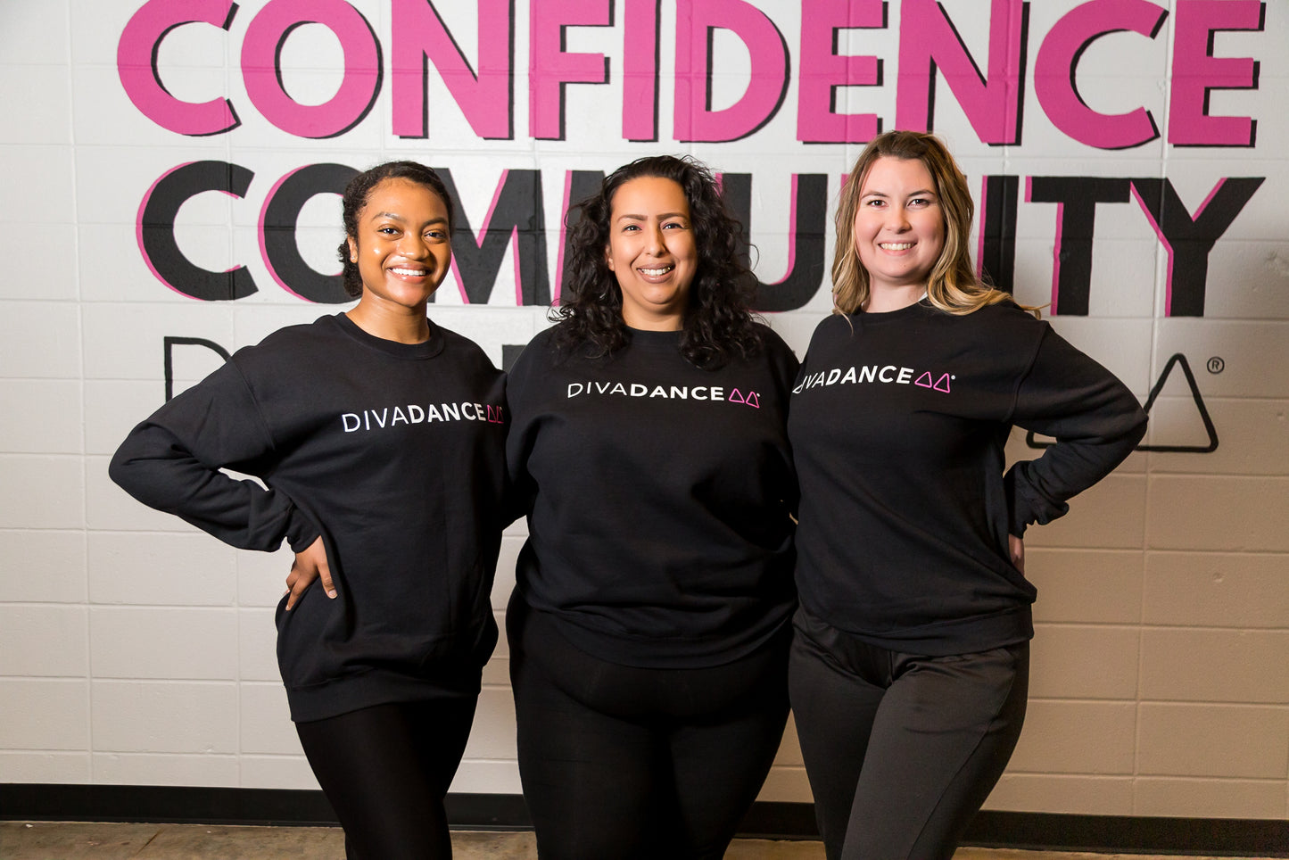 DivaDance Sweatshirt (Black)