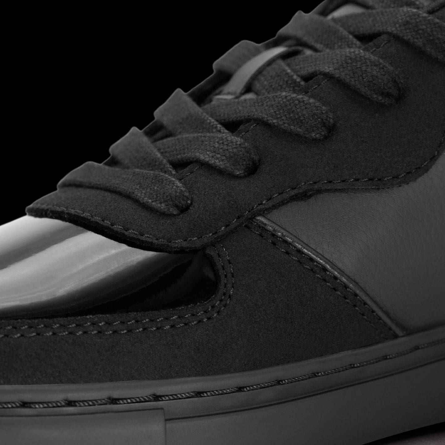 Derek Hough | Low-top
