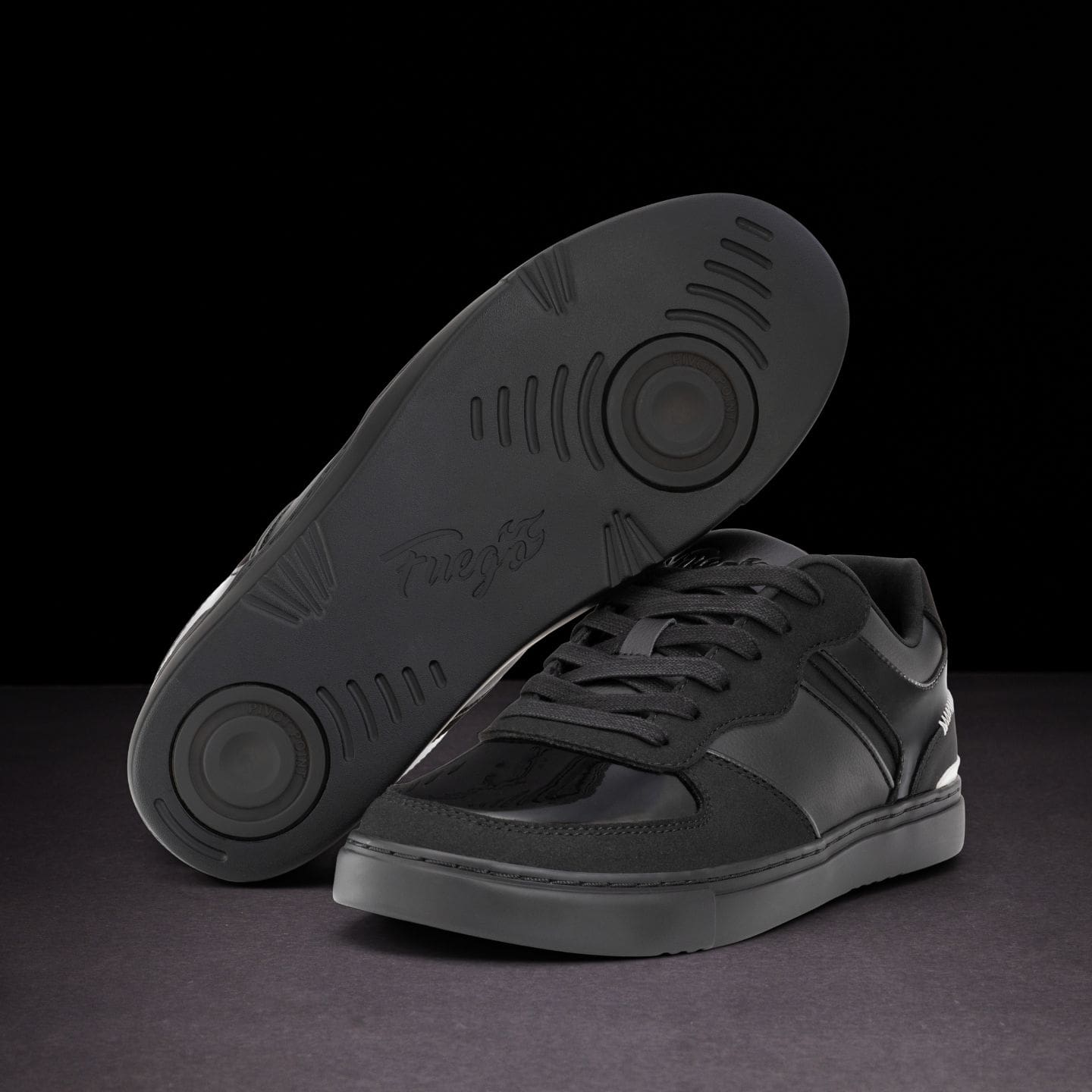 Derek Hough | Low-top