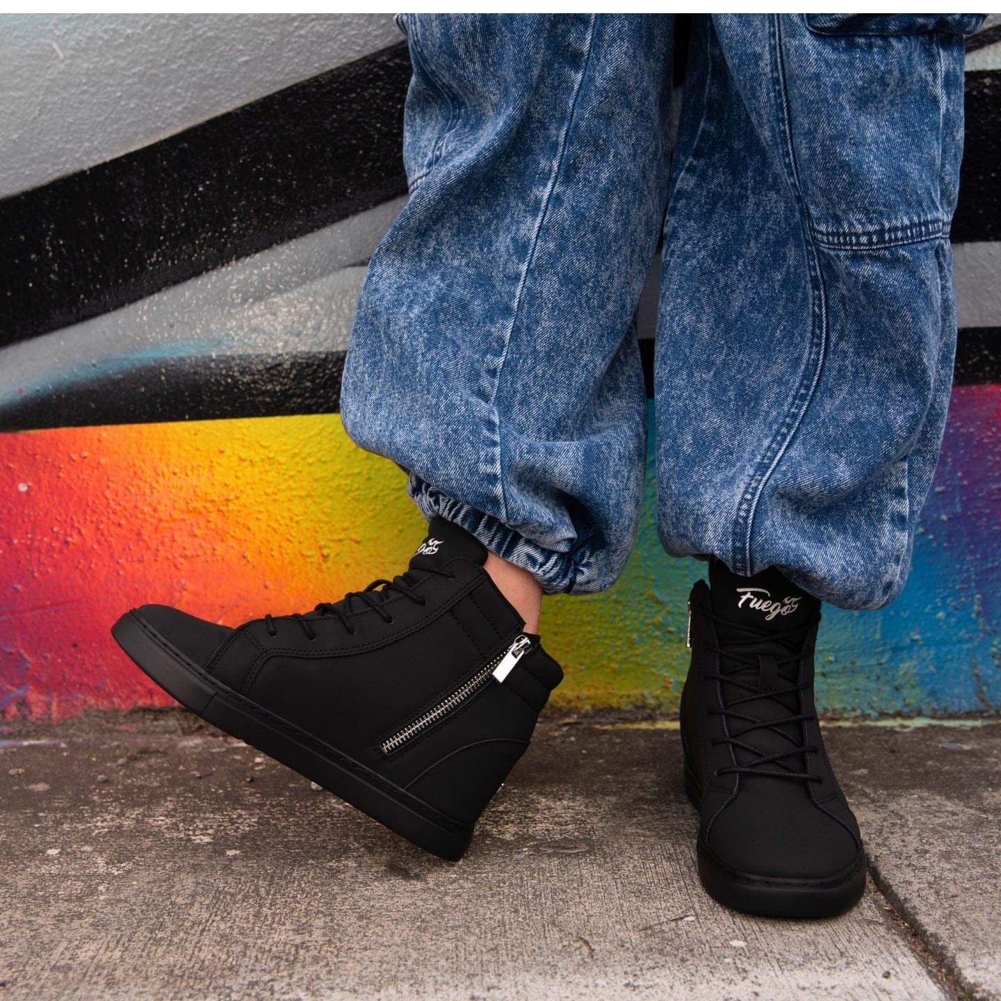 All-black | Wedge