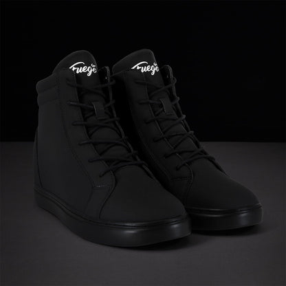 All-black | Wedge